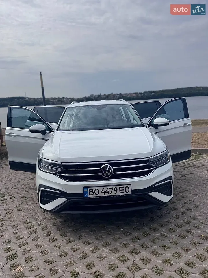 Volkswagen Tiguan 2022 photo 3