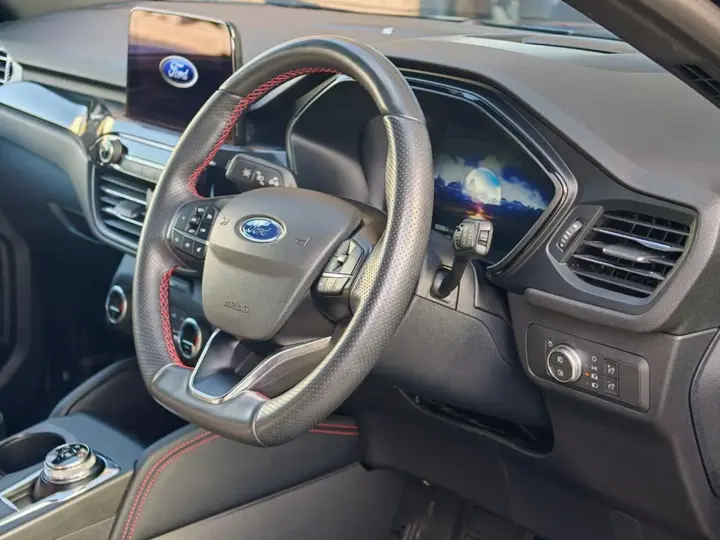 Ford Kuga 2020 photo 2