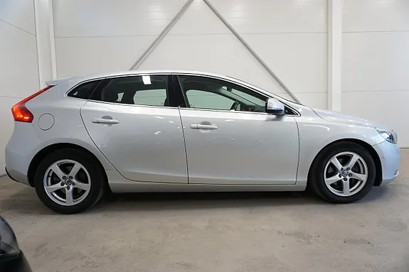 Volvo V40 2013 photo 4