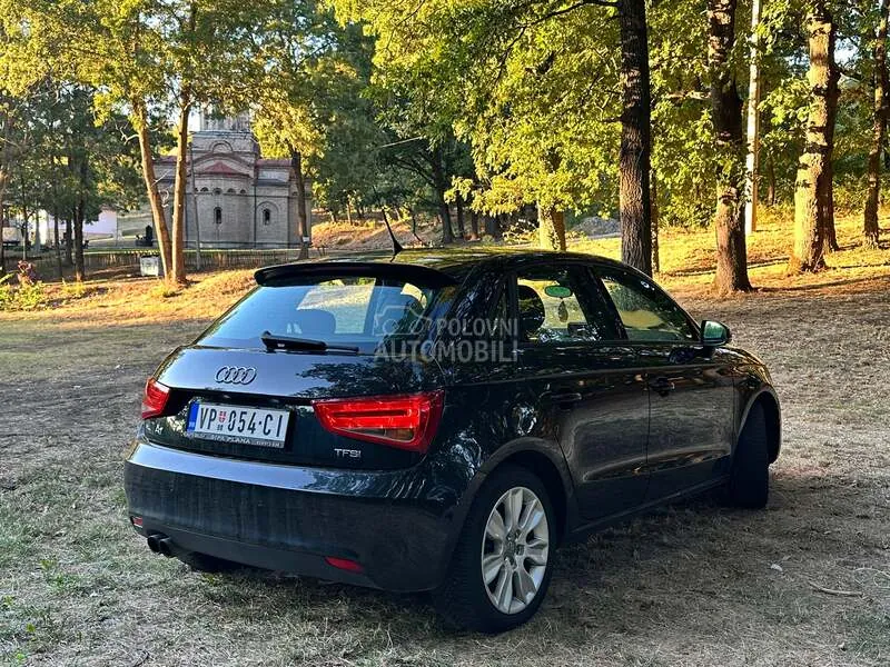 Audi A1 2012 photo 5