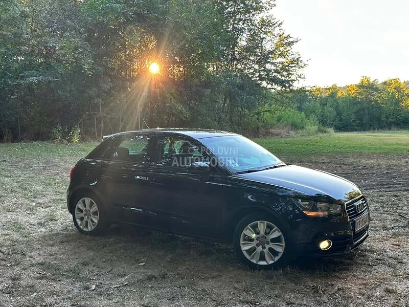 Audi A1 2012 photo 4