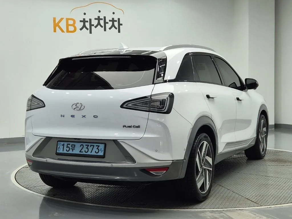 Hyundai Nexo 2023 photo 3