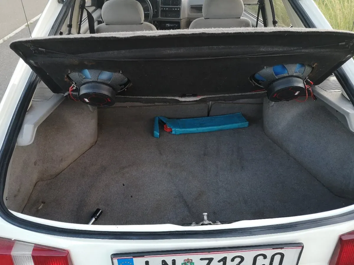 Ford Sierra 1984 photo 3