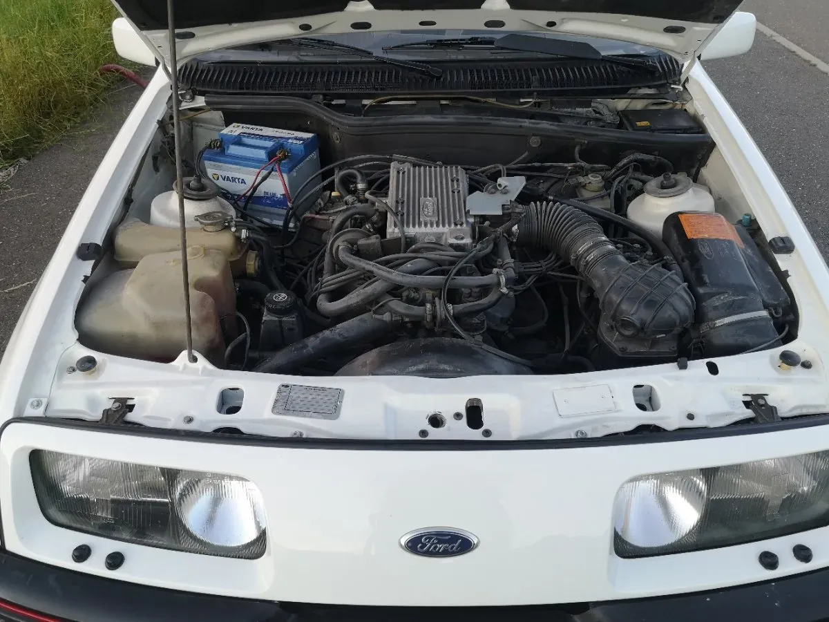 Ford Sierra 1984 photo 2