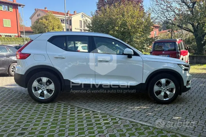 Volvo Xc40 2022 photo 4