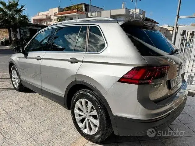 Volkswagen Tiguan 2018 photo 5