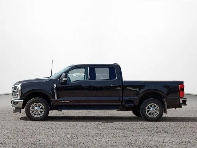 Ford Super Duty F-350 2024 photo 2