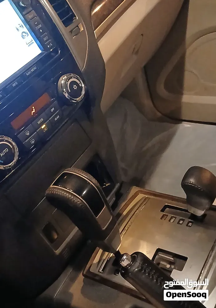 Mitsubishi Pajero 2016 photo 2