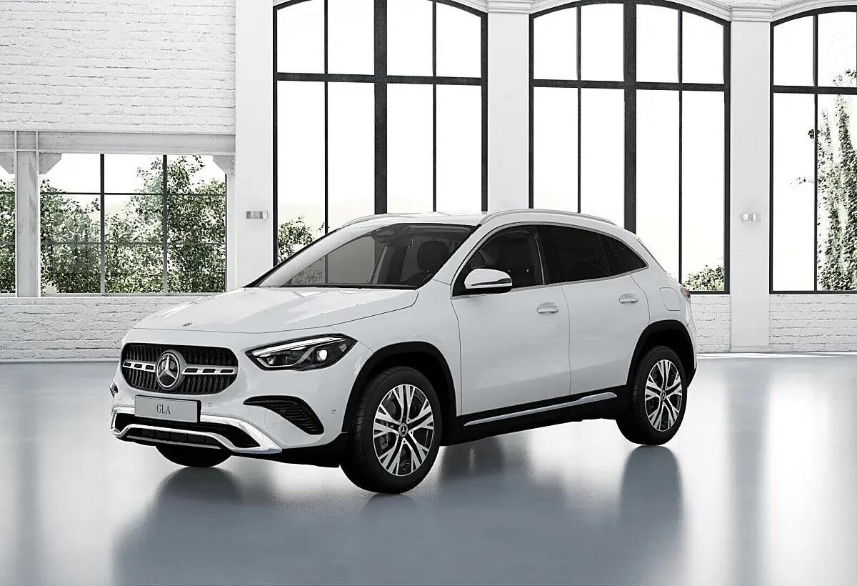 Mercedes-Benz Gla Class 2025 photo 2