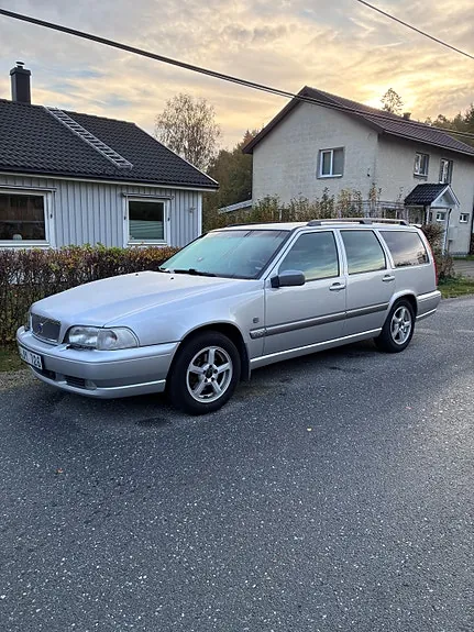 Volvo V70