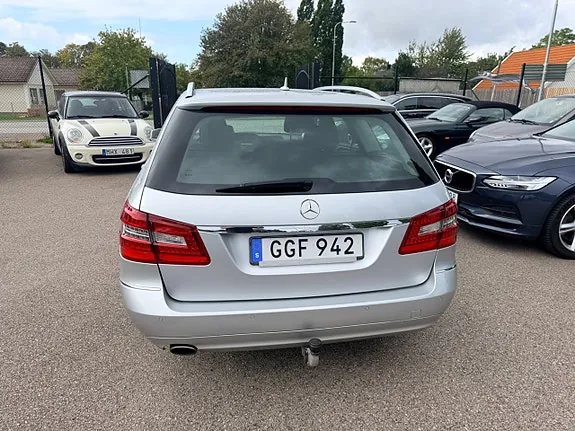 Mercedes-Benz E250 2010 photo 4