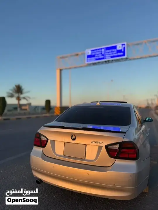BMW 3 Series 2004 photo 4