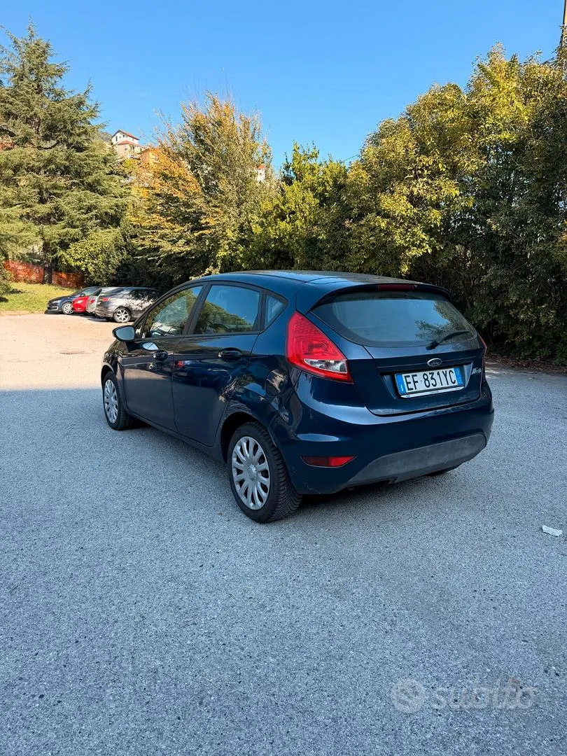 Ford Fiesta 2011 photo 5