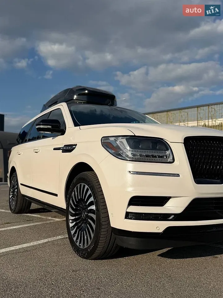 Lincoln Navigator 2021 photo 3
