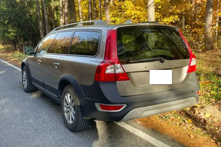 Volvo Xc70 2010 photo 3