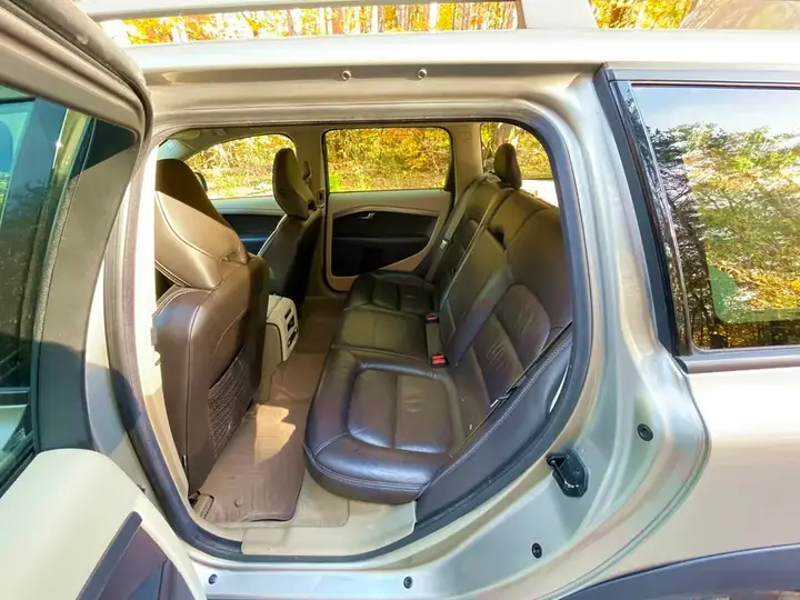 Volvo Xc70 2010 photo 5