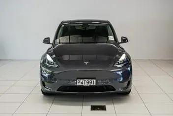 Tesla Model Y 2023 photo 3