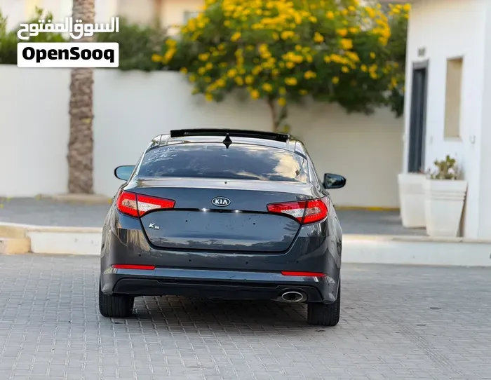 Kia K5 2012 photo 4