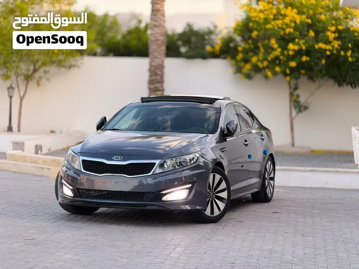 Kia K5 2012 photo 2