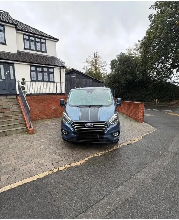 Ford Tourneo Custom 2020 photo 2