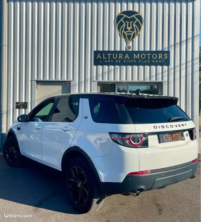 Land Rover Discovery 2016 photo 3