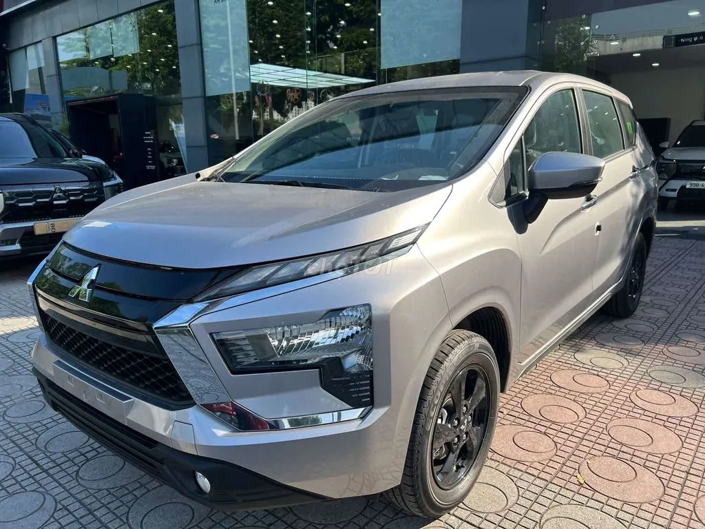 Mitsubishi Xpander 2023 photo 2