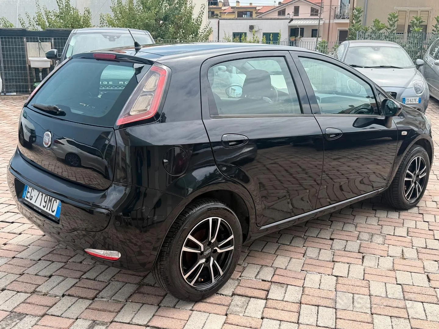 Fiat Punto Evo 2011 photo 4