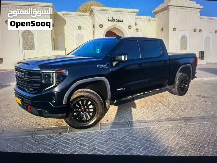 GMC Sierra