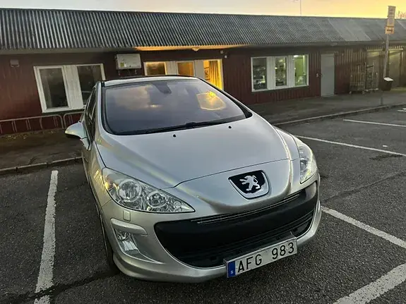 Peugeot 308 2009 photo 5
