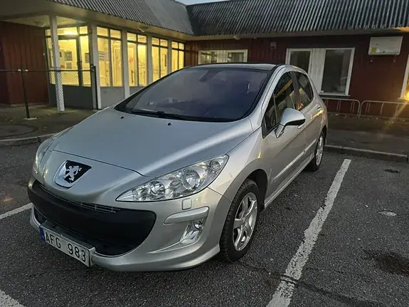 Peugeot 308 2009 photo 2
