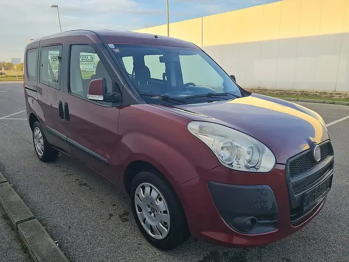 Fiat Doblo 2012 photo 3