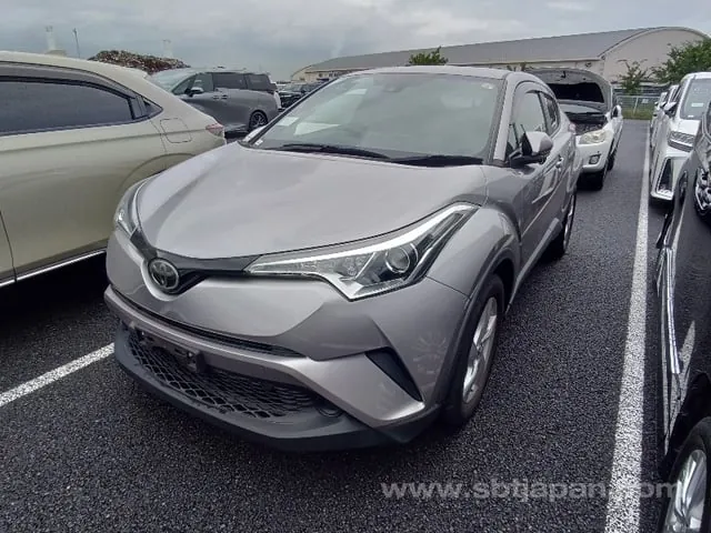 Toyota C-Hr 2017 photo 2