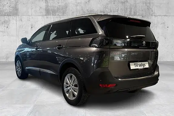 Peugeot 5008 2022 photo 2
