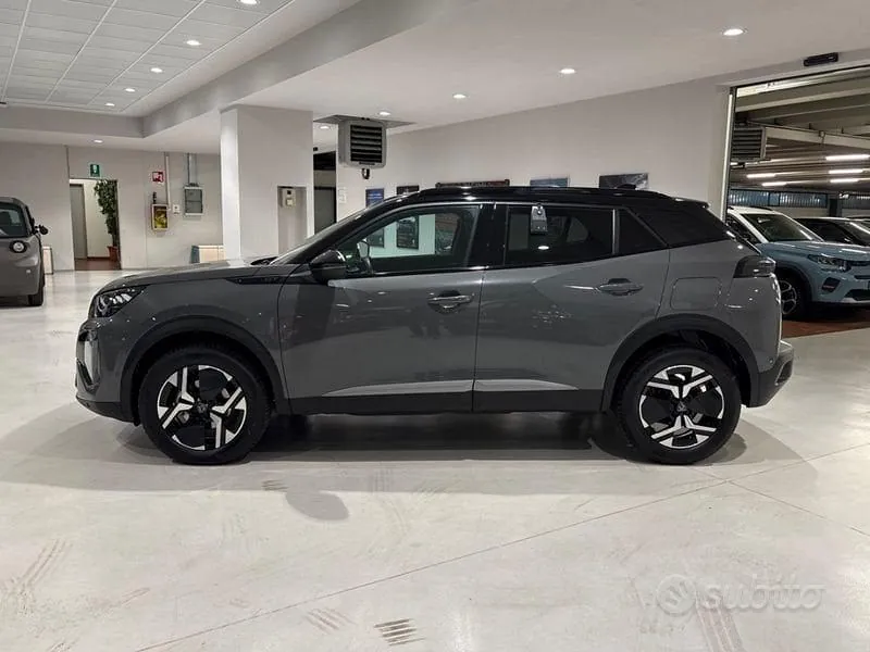 Peugeot 2008 2023 photo 2