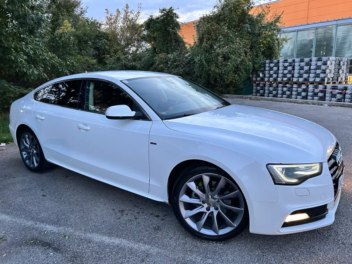 Audi A5 2013 photo 3