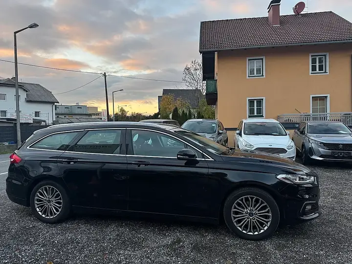 Ford Mondeo 2021 photo 2