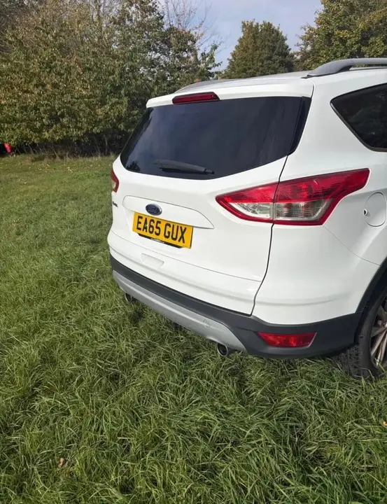 Ford Kuga 2015 photo 4