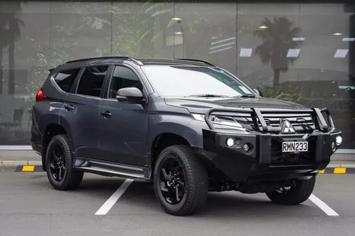 Mitsubishi Pajero Sport