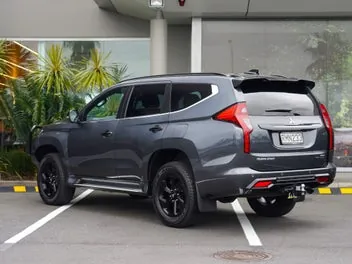 Mitsubishi Pajero Sport 2026 photo 3