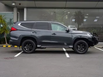 Mitsubishi Pajero Sport 2026 photo 4