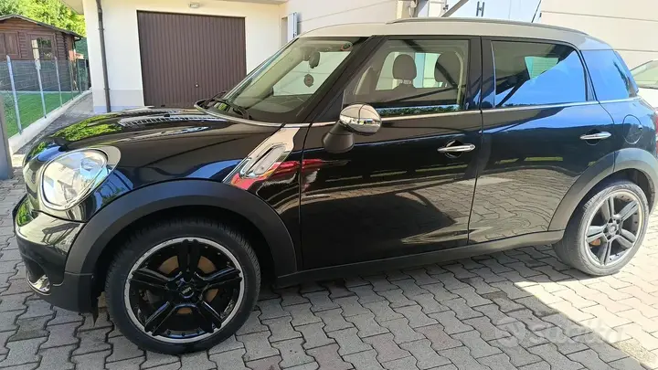 Mini Countryman 2015 photo 3