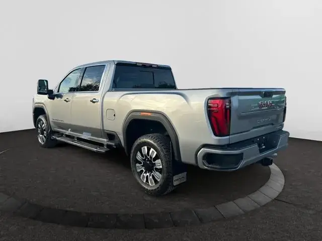 GMC Sierra 2500Hd 2026 photo 3