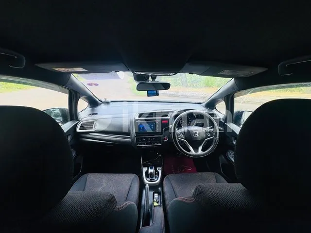 Honda Fit 2015 photo 4
