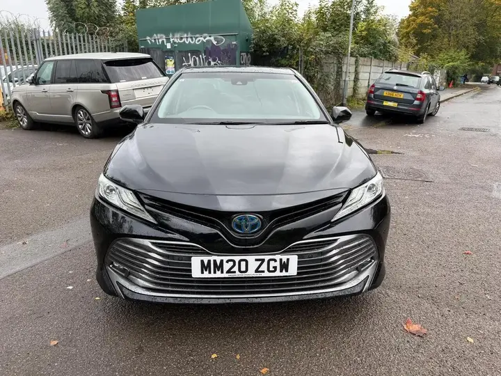 Toyota Camry 2020 photo 3