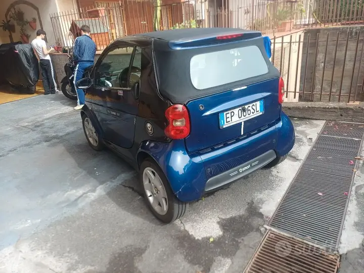 Smart Fortwo Cabrio 2003 photo 2