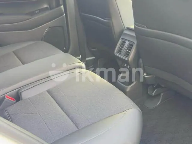 Honda Vezel 2025 photo 2