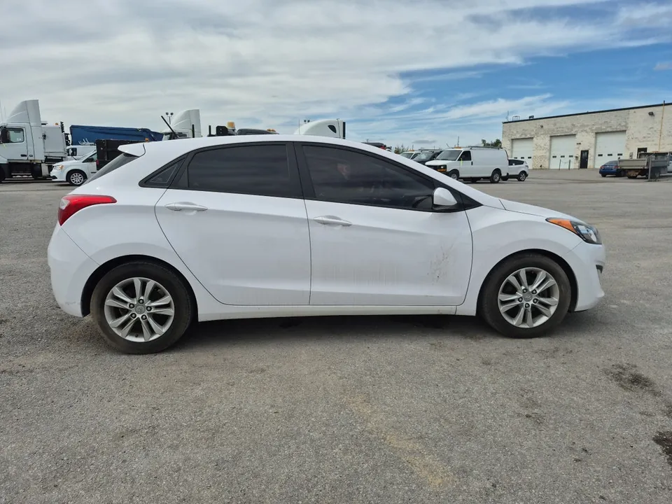 Hyundai Elantra 2014 photo 4