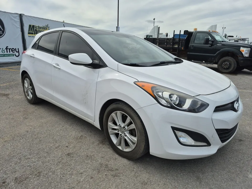 Hyundai Elantra 2014 photo 3