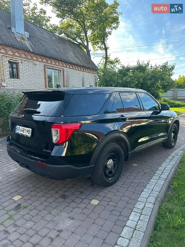 Ford Explorer 2020 photo 2