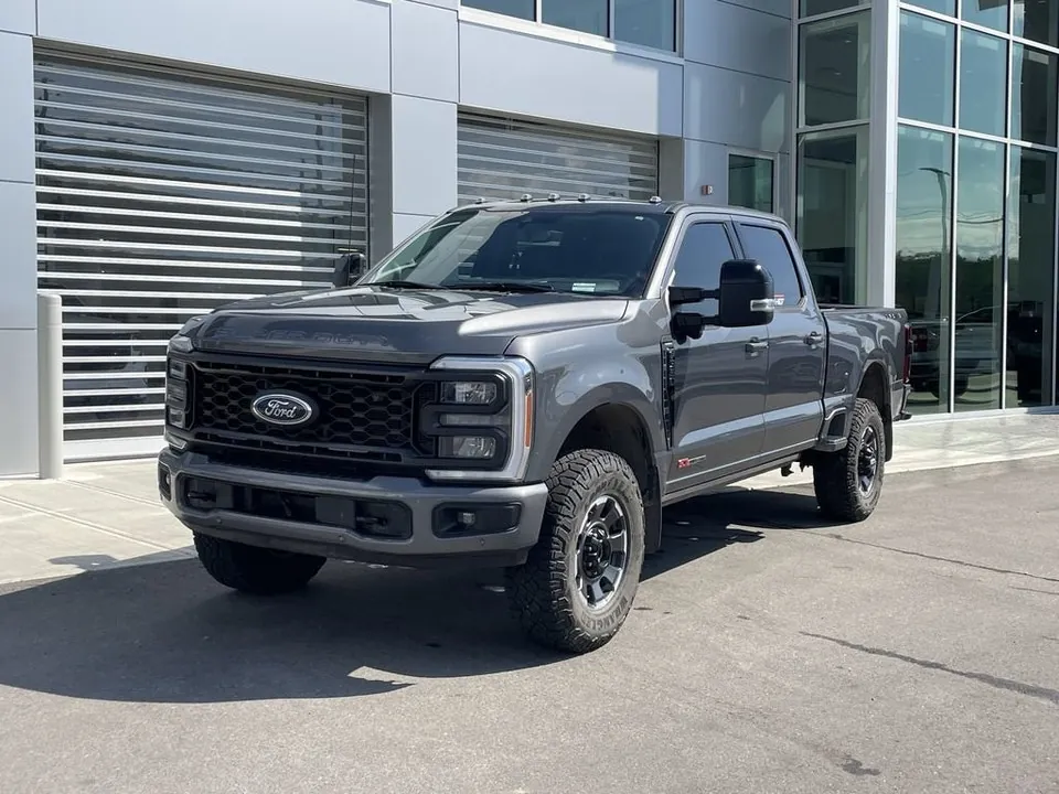 Ford Super Duty F-350 2023 photo 4